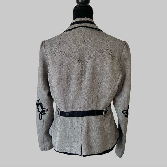 Tristan & Iseut Wool Blend Puff Sleeve Embroidery Blazer - Picture 3 of 15